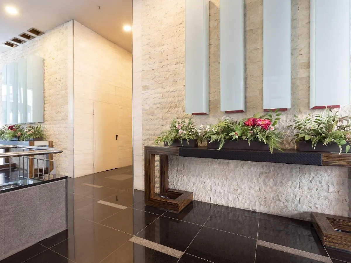 Live Santa Cruz Tower Apartment
