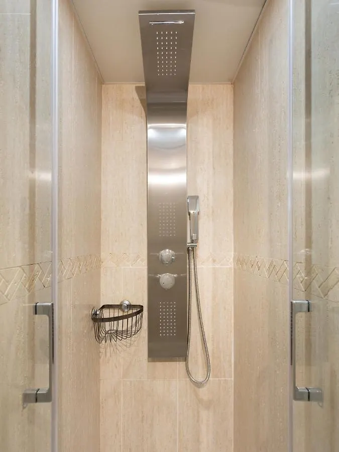 Live Santa Cruz Tower Apartment