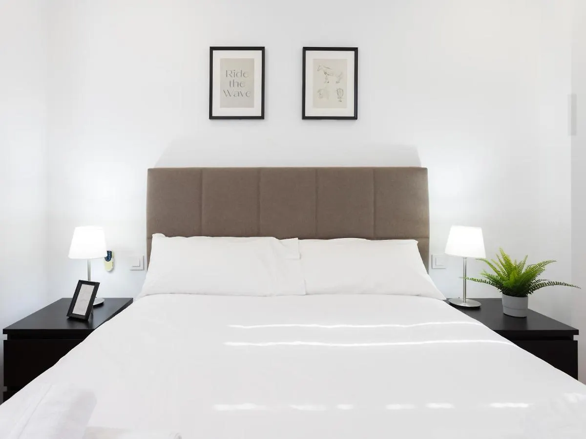 Live Santa Cruz Tower Apartment Spain